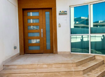 Villa for sale with four master’s bedrooms, located in Amwaj