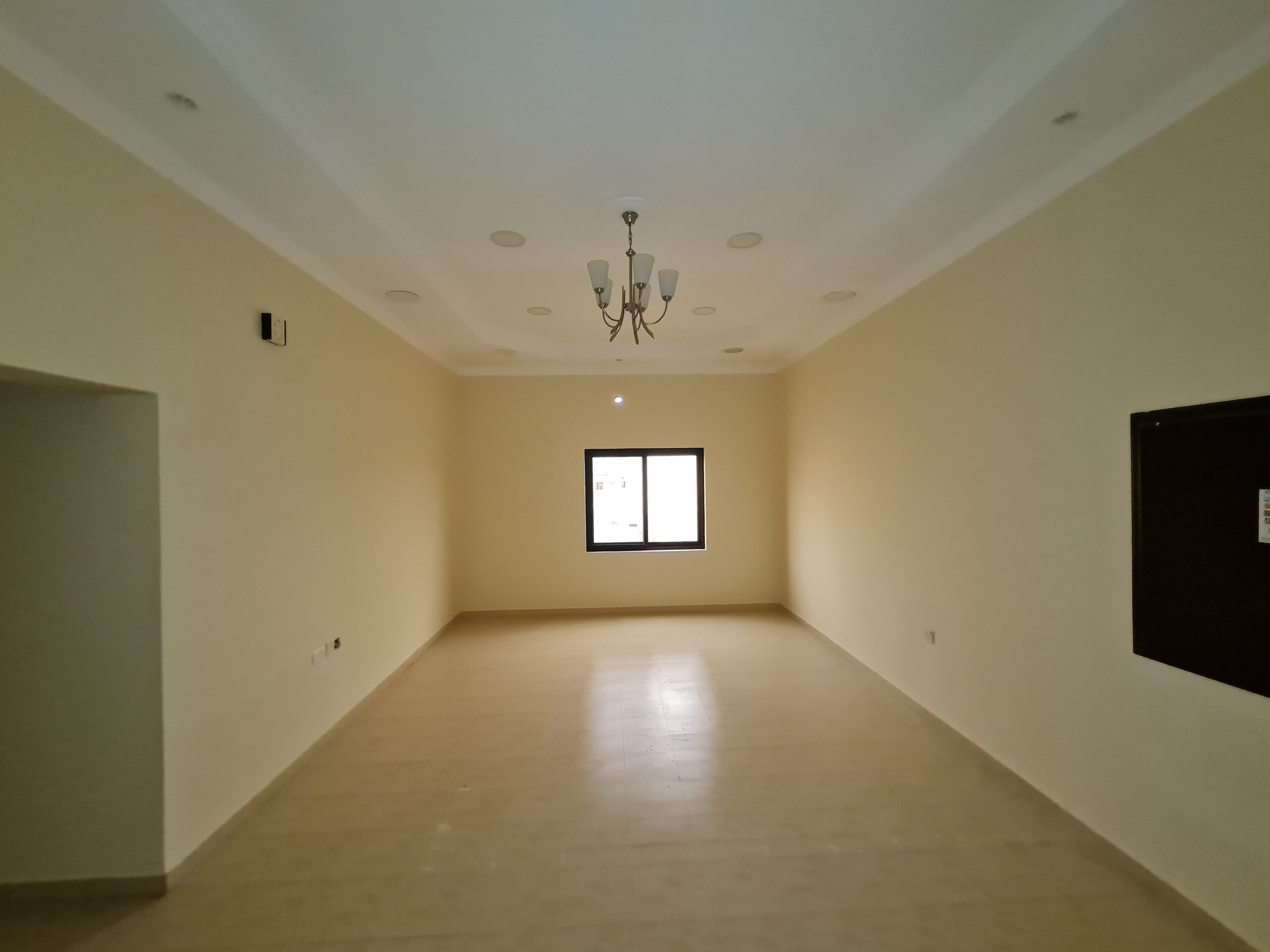 Commercial office for rent in Jurdab Town