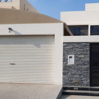 Luxury villa for sale with 5 bedrooms, located in Sanad Town