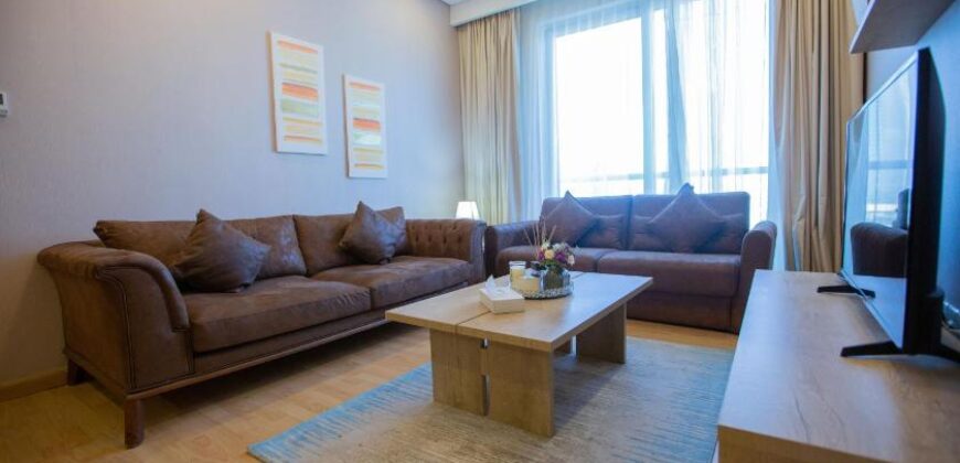للبيع شقة سكنية فاخرة تتكون من غرفتين نوم، مفروشة  بالكامل في منطقة الجفير