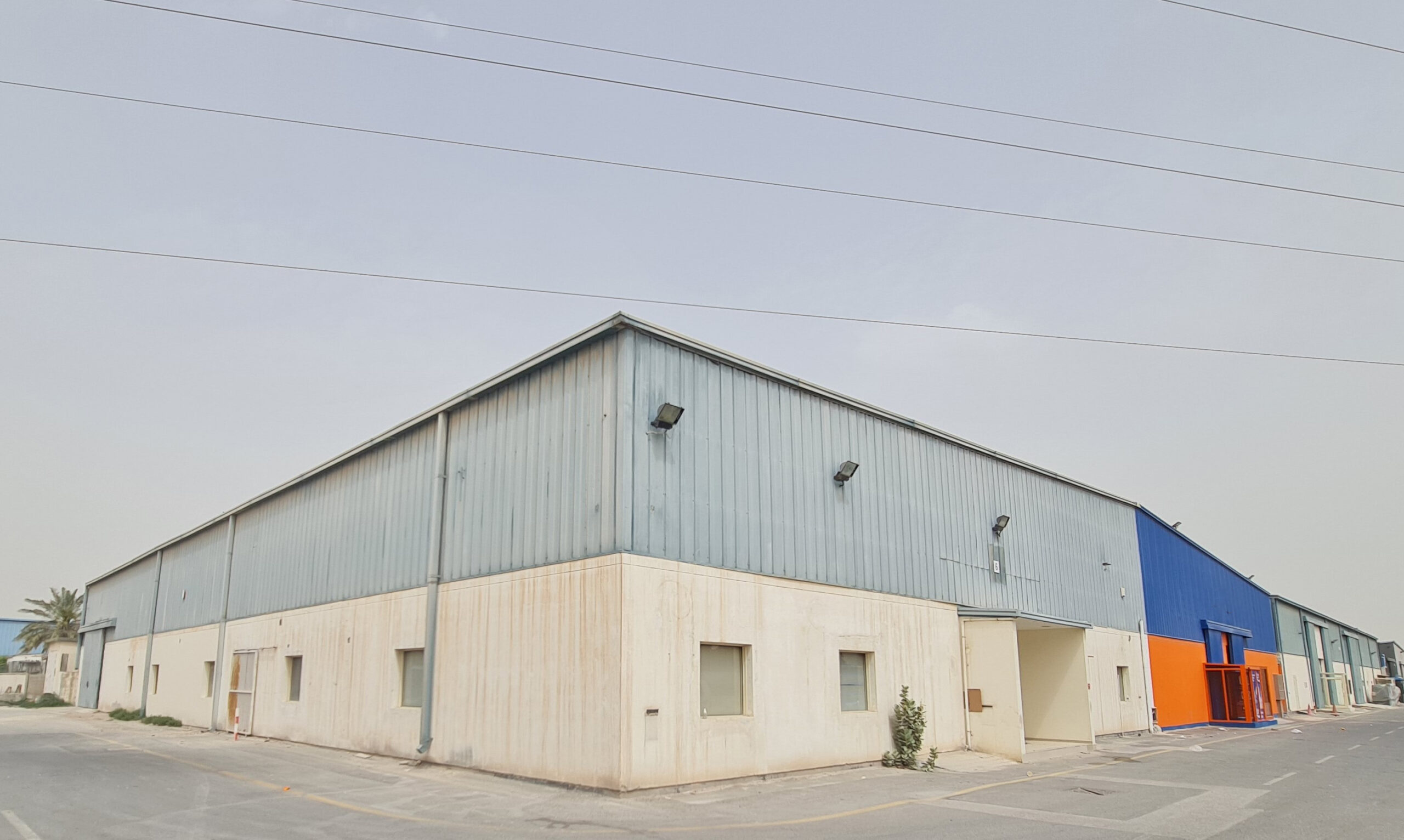 For rent warehouse / workshop in Nuwaidrat
